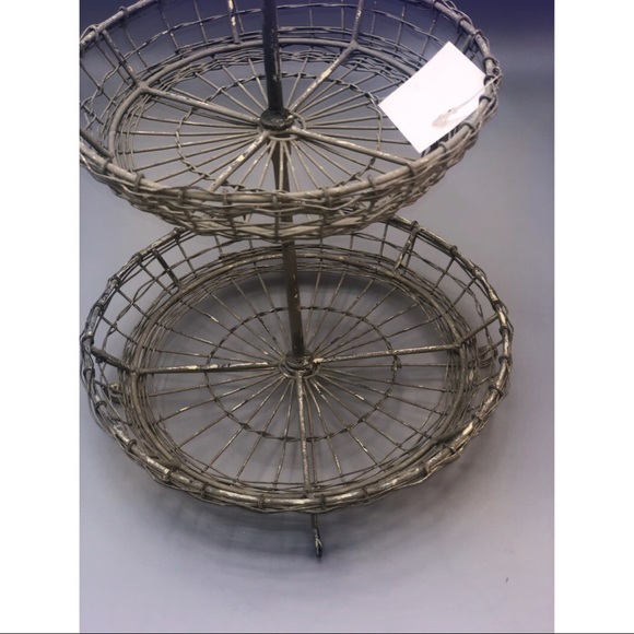 Vintage Heart Two Tier Serving Stand - Picture 8 of 14